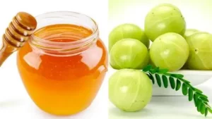 Indian gooseberry soaked in honey
