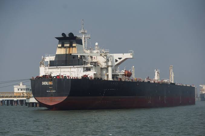 india oil tanker ship
