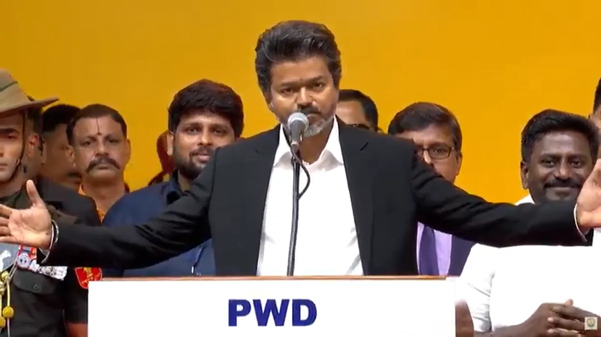 tn cm vijay